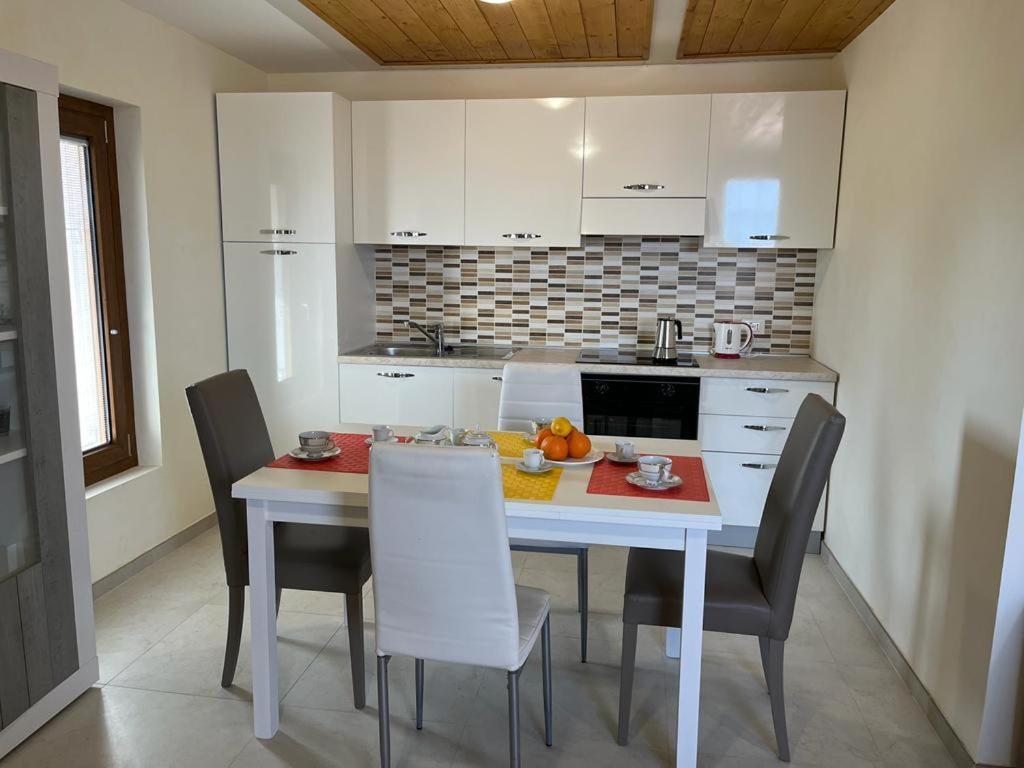 Perla Top Floor Apartment Sirmione Exterior foto